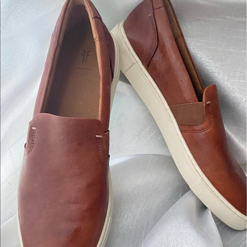 Frye ivy slip on